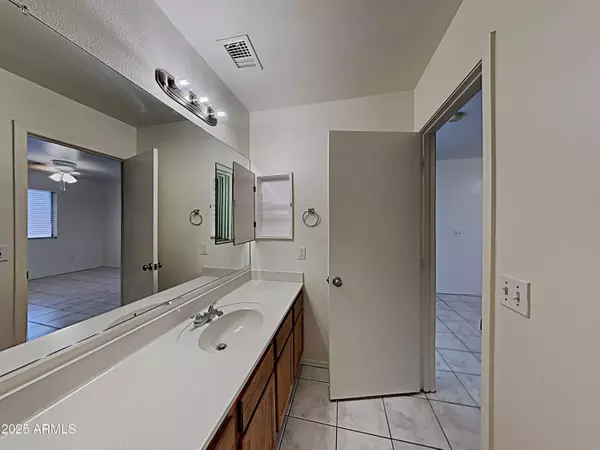 10441 E BIRCHWOOD Avenue, Mesa, AZ 85208