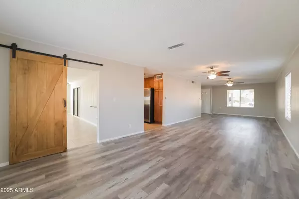 4857 W TOWNLEY Avenue, Glendale, AZ 85302