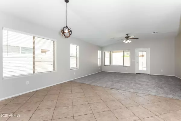 42012 W COLBY Drive, Maricopa, AZ 85138