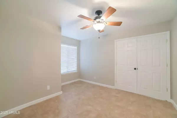 7856 W SAN MIGUEL Avenue, Glendale, AZ 85303