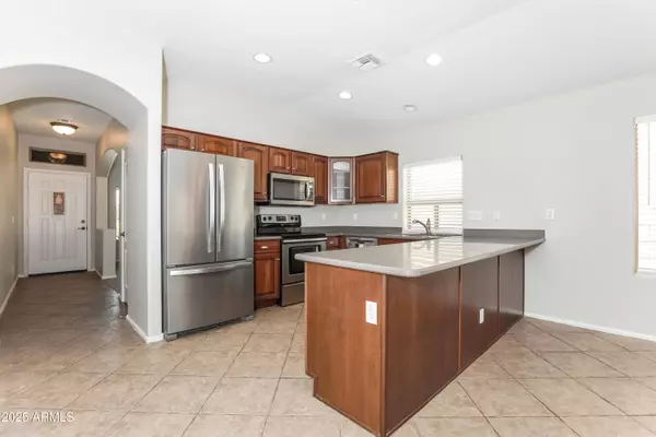 42012 W COLBY Drive, Maricopa, AZ 85138