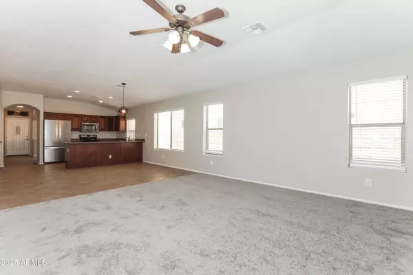 42012 W COLBY Drive, Maricopa, AZ 85138