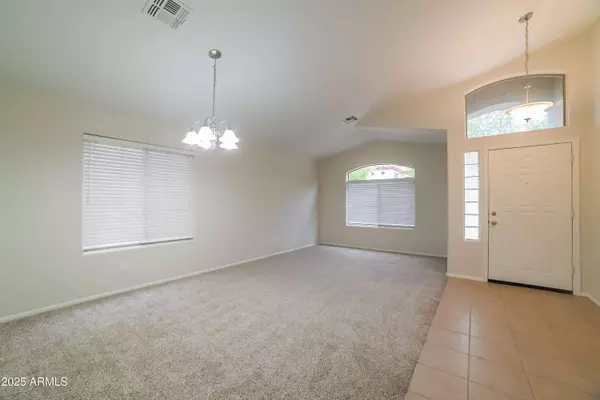 8410 S 49TH Lane, Laveen, AZ 85339