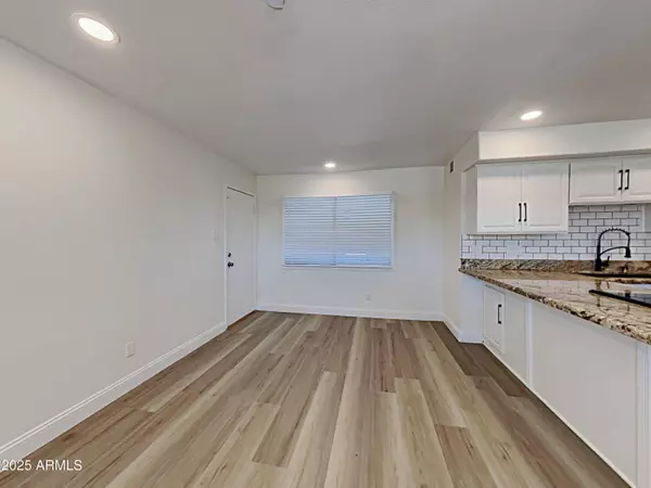 6736 S STANLEY Place, Tempe, AZ 85283