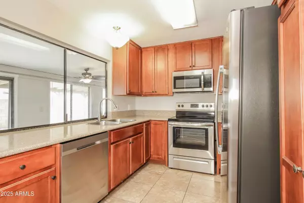 4857 W TOWNLEY Avenue, Glendale, AZ 85302