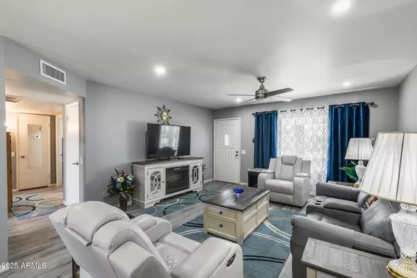 18203 N 130TH Avenue, Sun City West, AZ 85375