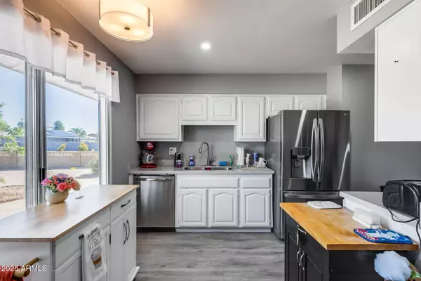 18203 N 130TH Avenue, Sun City West, AZ 85375