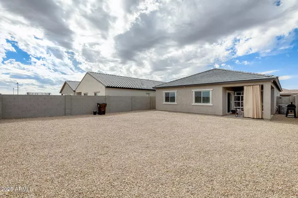 16515 N Comet Trail, Maricopa, AZ 85138