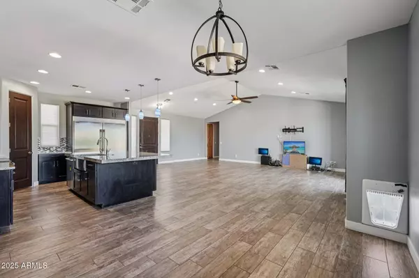 9007 S 220TH Drive, Buckeye, AZ 85326