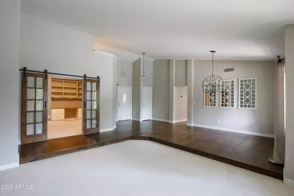 5317 E KATHLEEN Road, Scottsdale, AZ 85254