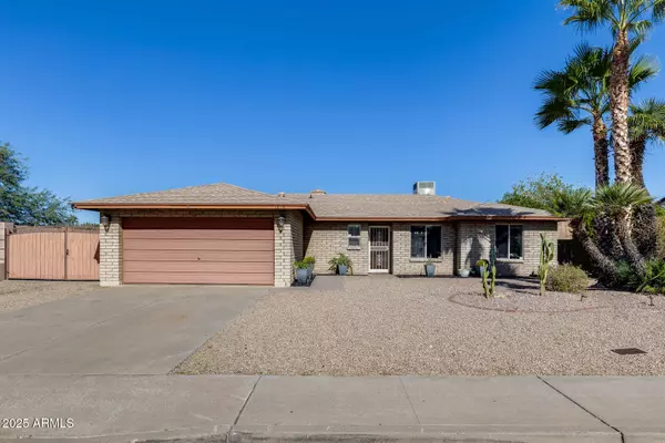 5816 E ACOMA Drive, Scottsdale, AZ 85254