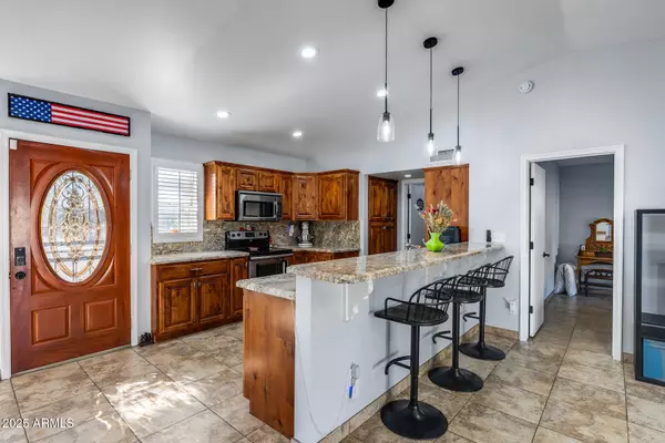 5816 E ACOMA Drive, Scottsdale, AZ 85254