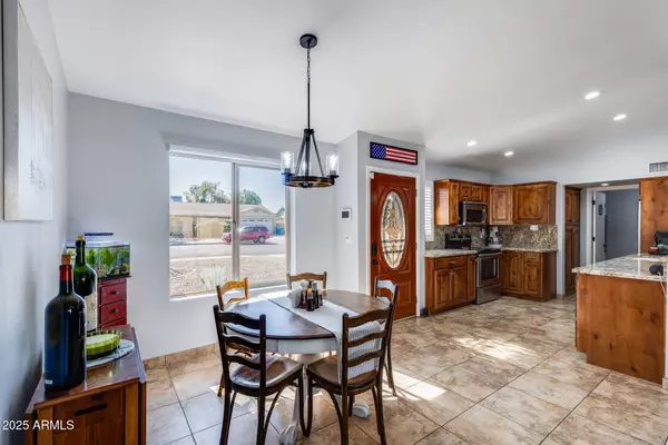 5816 E ACOMA Drive, Scottsdale, AZ 85254