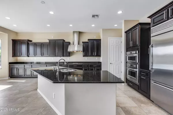 5653 E LONESOME Trail, Cave Creek, AZ 85331