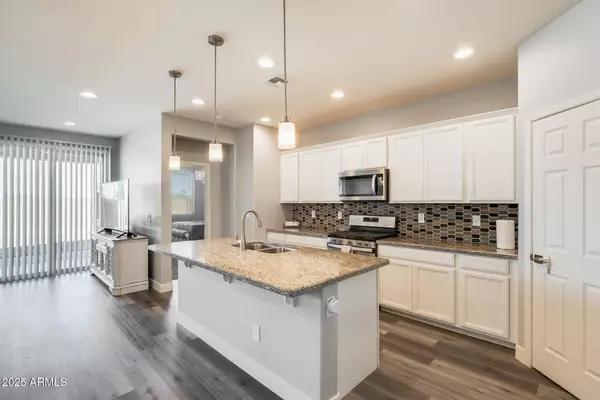 18642 W YUCATAN Drive, Surprise, AZ 85388