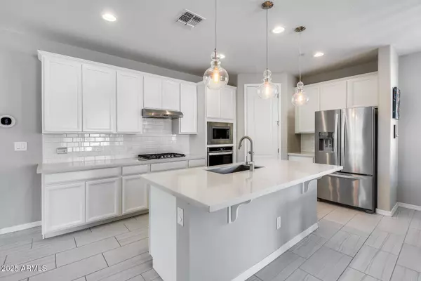 11564 W ASHBY Drive, Peoria, AZ 85383