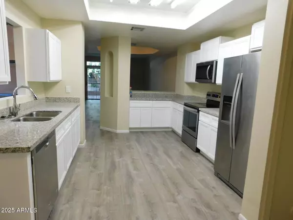 6550 N 47TH Avenue #113, Glendale, AZ 85301