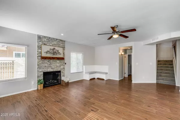 14452 S 40TH Street, Phoenix, AZ 85044