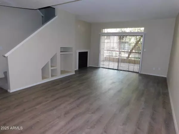 6550 N 47TH Avenue #113, Glendale, AZ 85301