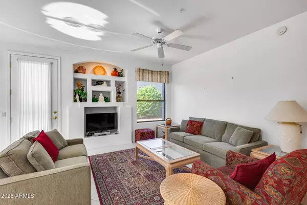 13606 N CAMBRIA Drive #103, Fountain Hills, AZ 85268