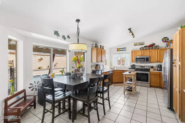 17411 N 85TH Drive, Peoria, AZ 85382