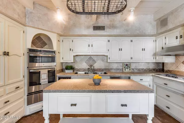 6701 N SCOTTSDALE Road #11, Scottsdale, AZ 85250