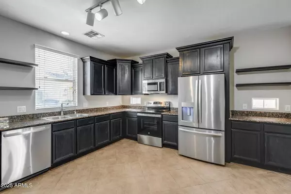 4292 E CARLA VISTA Drive, Gilbert, AZ 85295