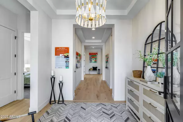 7394 W LISBON Lane, Peoria, AZ 85381