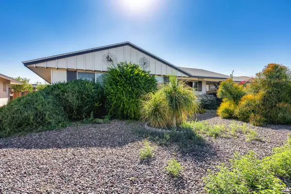 11113 W TIFFANY Court, Sun City, AZ 85351