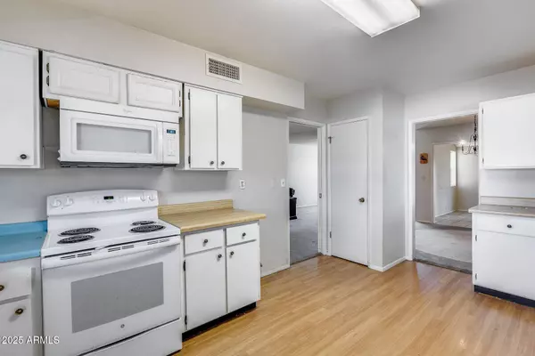 11113 W TIFFANY Court, Sun City, AZ 85351