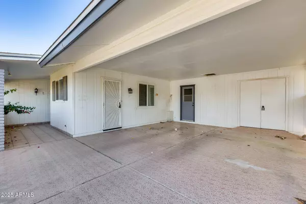 11113 W TIFFANY Court, Sun City, AZ 85351