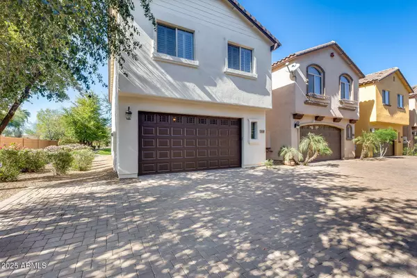 2035 E HEARTWOOD Lane, Phoenix, AZ 85022