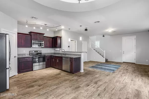 2035 E HEARTWOOD Lane, Phoenix, AZ 85022