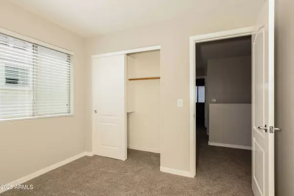 17602 W MANDALAY Lane, Surprise, AZ 85388