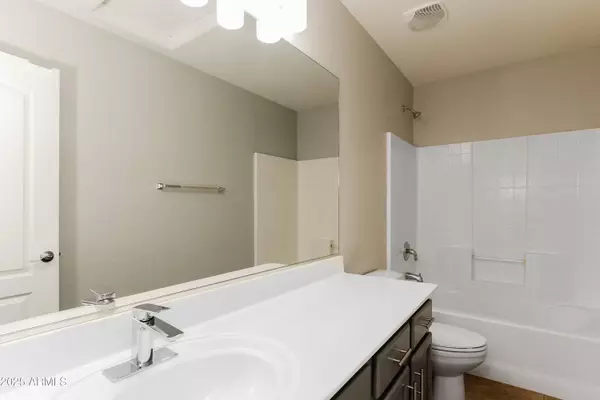 17602 W MANDALAY Lane, Surprise, AZ 85388