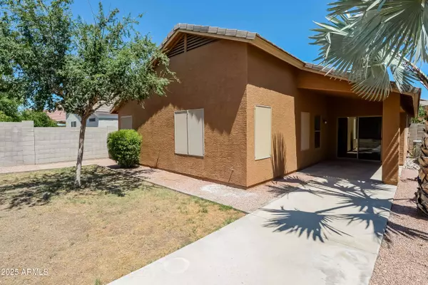 1991 W VINEYARD PLAINS Drive, San Tan Valley, AZ 85144