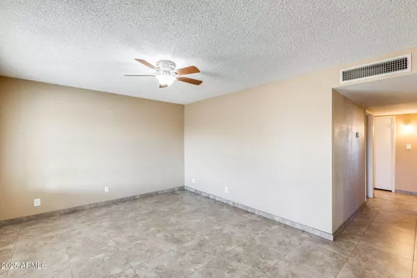 17633 N 15TH Avenue, Phoenix, AZ 85023