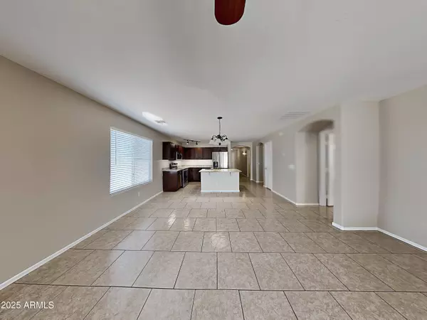 1824 W LYDIA Lane, Phoenix, AZ 85041