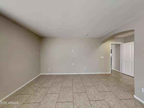 1824 W LYDIA Lane, Phoenix, AZ 85041