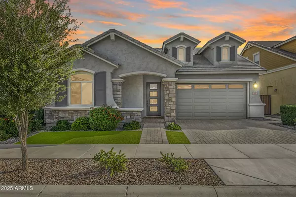 2661 S OLYMPIC Drive, Gilbert, AZ 85295