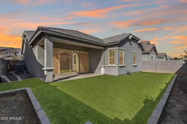 2661 S OLYMPIC Drive, Gilbert, AZ 85295