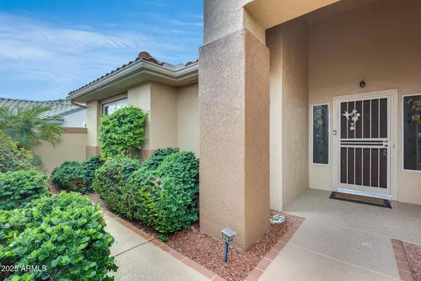 22724 N LA PAZ Lane, Sun City West, AZ 85375