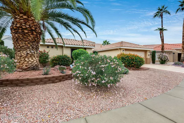 22724 N LA PAZ Lane, Sun City West, AZ 85375