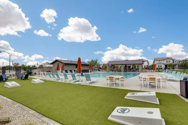 14180 W BRONCO Trail, Surprise, AZ 85387