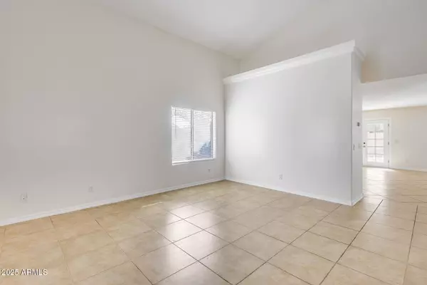 11467 W AUSTIN THOMAS Drive, Surprise, AZ 85378