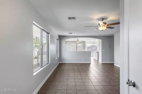 513 S 112TH Drive, Avondale, AZ 85323