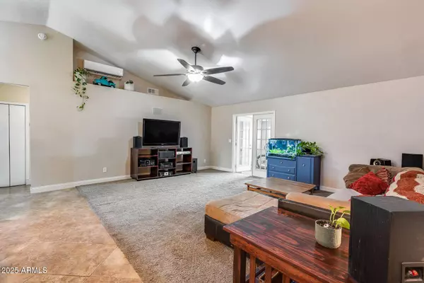 4019 E DULCIANA Avenue, Mesa, AZ 85206