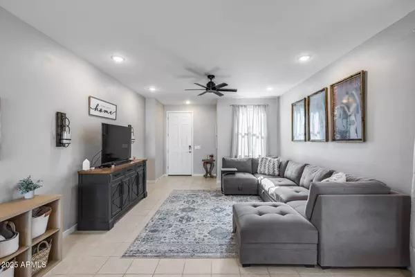 19920 W RANCHO Drive, Litchfield Park, AZ 85340