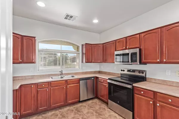 21382 E VIA DEL RANCHO Street, Queen Creek, AZ 85142