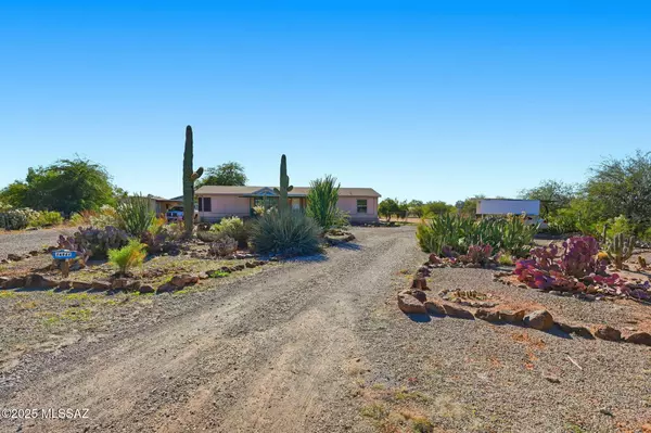 16901 W Calle Cristobal, Marana, AZ 85653